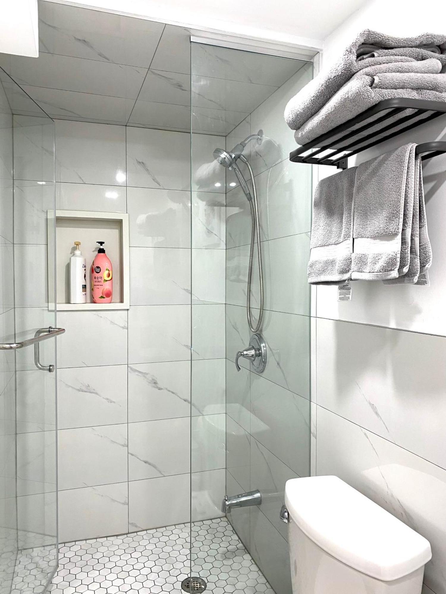 Tononhouse Apartment Toronto Ngoại thất bức ảnh